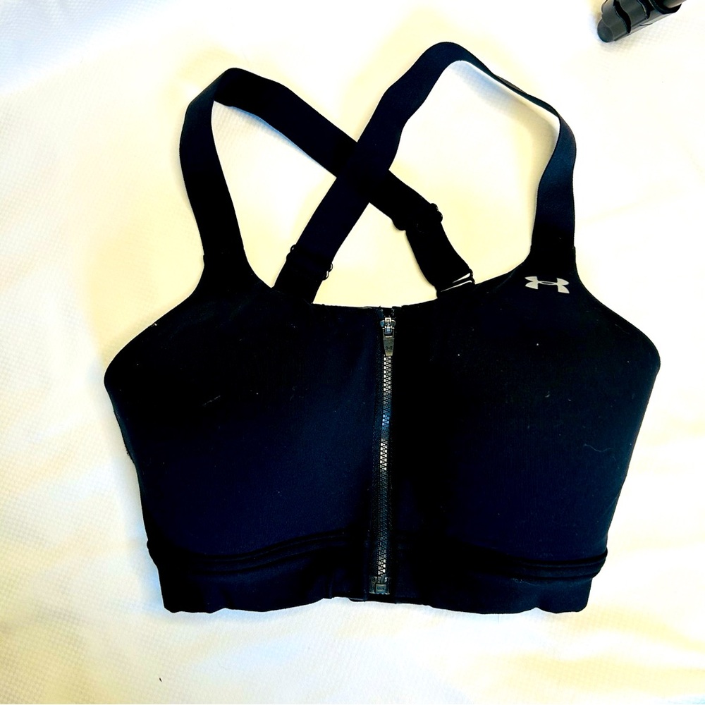 Under armor sportswear, bra, sleep all day wear